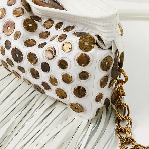 COPY - FREE PEOPLE CECILY BAG in white with leather fringes and antique coins - Picture 6 of 9